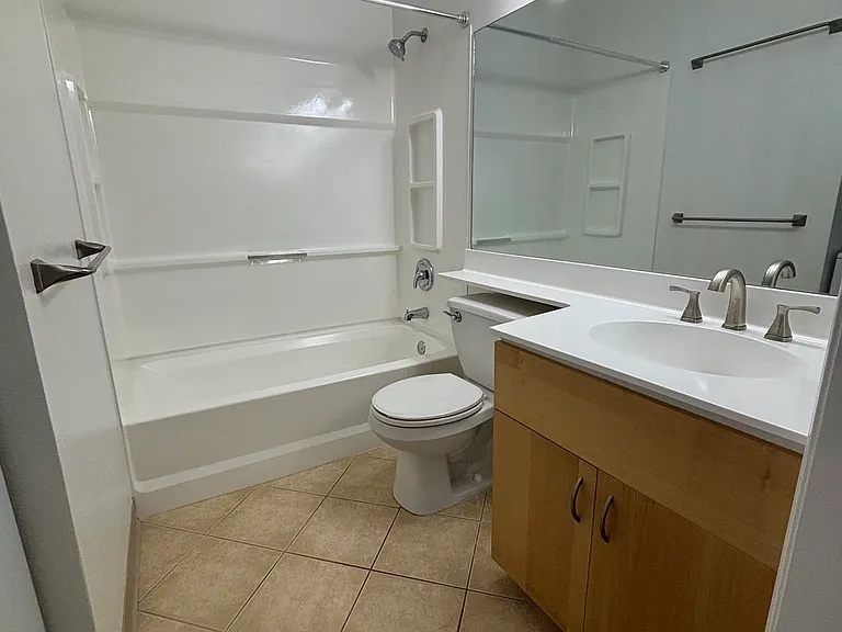 91-243 Hanapouli Cir #236 — Photo 5