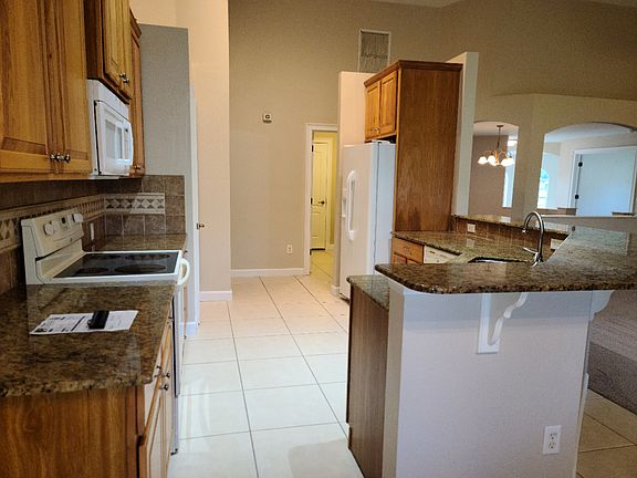 5th image of 4485 SW Masefield St