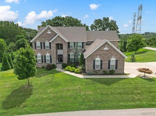 1316 Homestead Heights Dr, Chesterfield, MO 63005