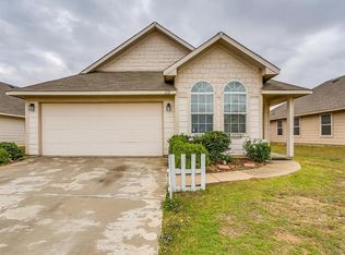 232 Chalk Mountain Dr, Fort Worth, TX 76140