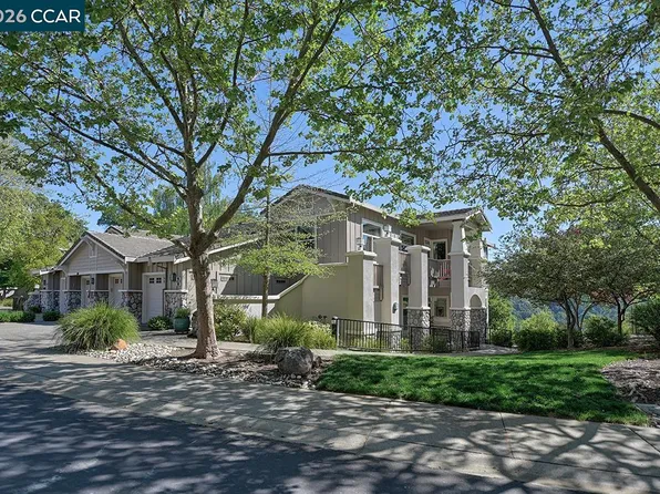 2886 Saklan Indian Dr, Walnut Creek, CA 94595