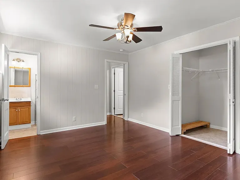 1604 E Ridge Ave — Photo 12