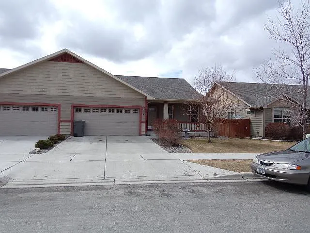 4 Sand Piper Loop — Photo 1