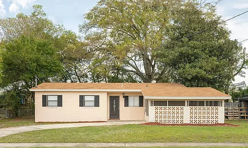 7707 Falcon St Photo 1