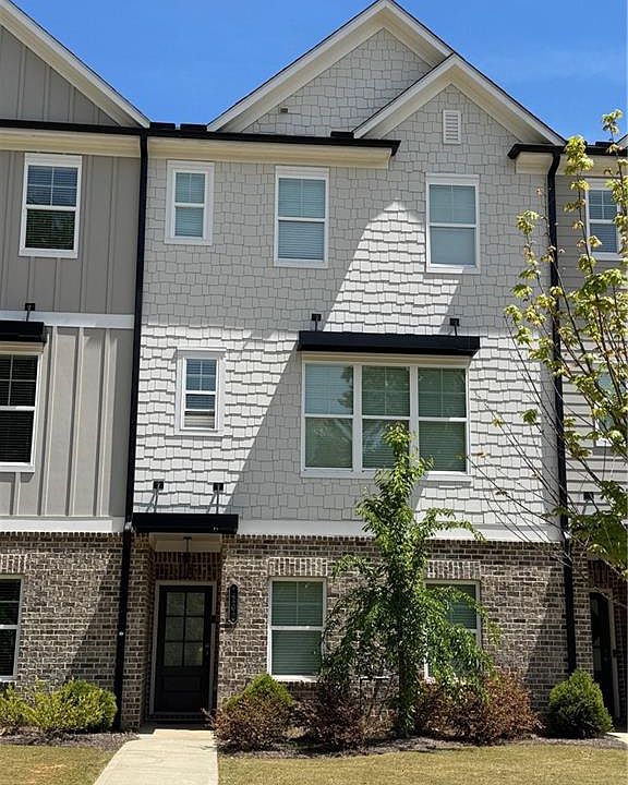 1st image of 1202 Ainsworth Aly