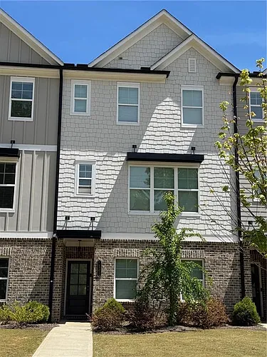 1202 Ainsworth Aly Photo 1