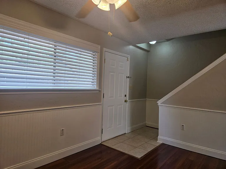 4503 NW 41st Pl — Photo 10
