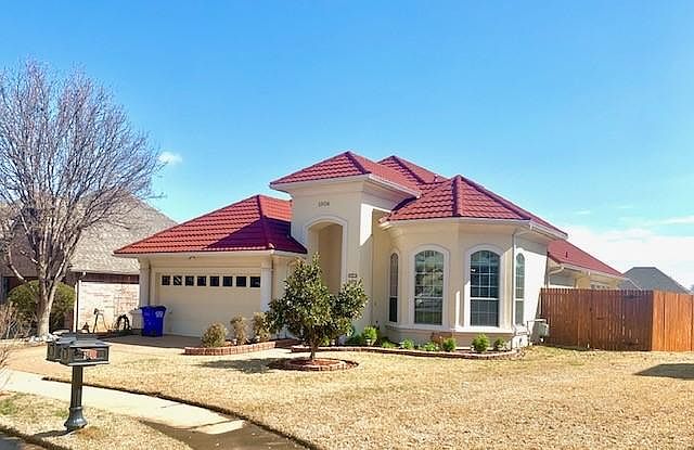 1st image of 1604 Edinborough Ct