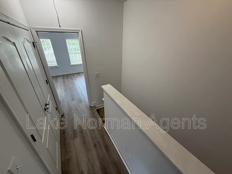 10031 Ansonborough Sq — Photo 8
