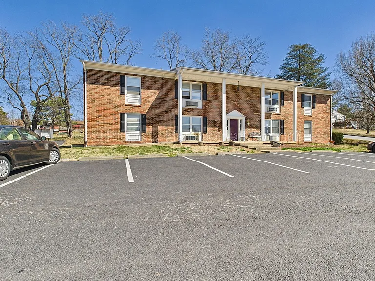 2407 Bare St. — Photo 27