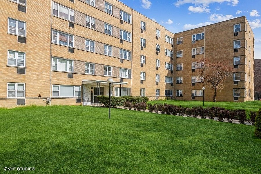 1st image of 6161 N Hoyne Ave #D207