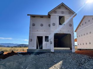 972 Lacy Ct, Sevierville, TN 37862