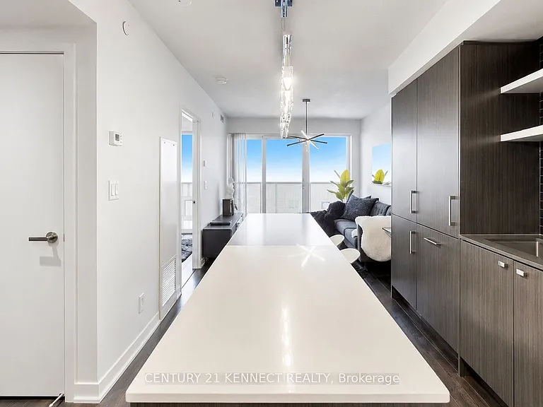 88 Harbour St #5703 — Photo 3