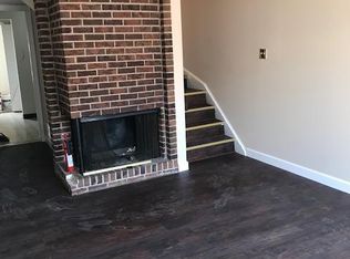 273 Navajo Dr, Bolingbrook, IL 60440