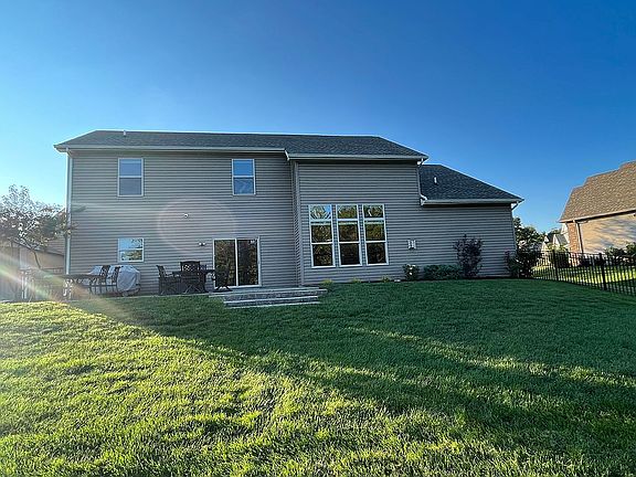 2nd image of 6079 Chattan Dr