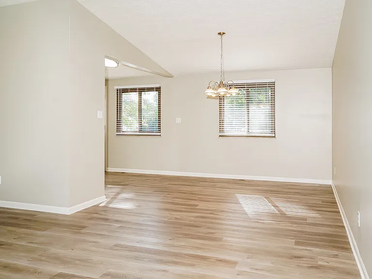 7315 Chimney Rock Ct — Photo 5