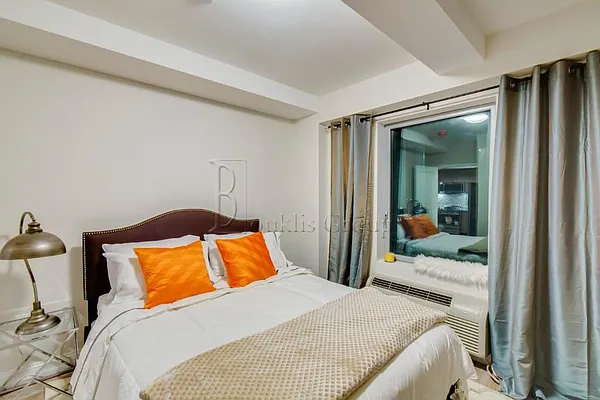 Rented by Bouklis Group | media 14