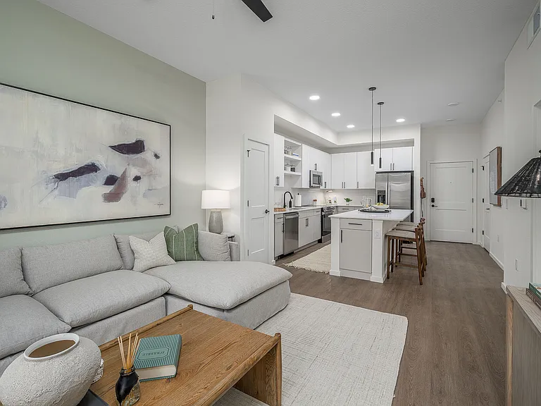 Fiori Apartments — Photo 9