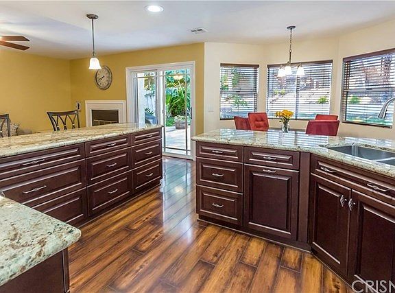 5th image of 26770 Madigan Dr