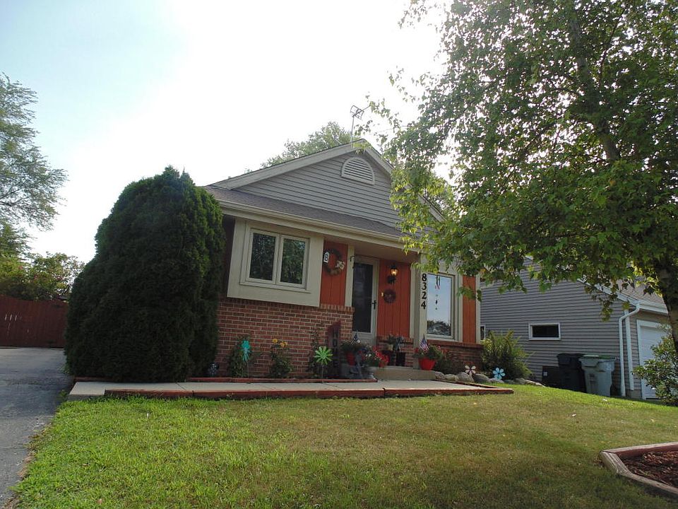 1st image of 8324 N 95th St