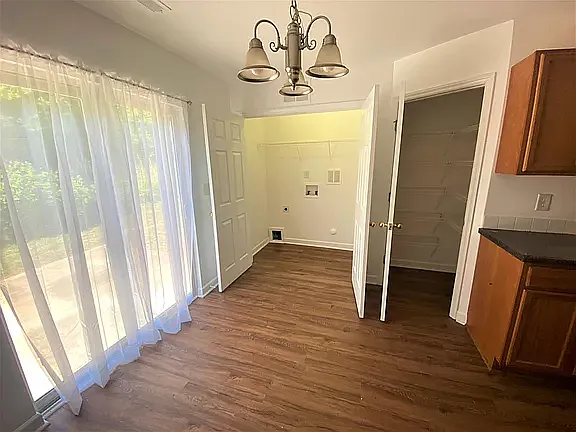 3 bed, 1239 sqft, $1,625 — Photo 3