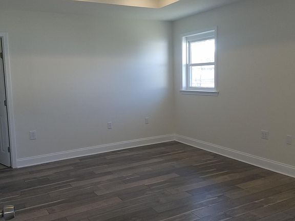 4th image of 4722 Nottingham Dr