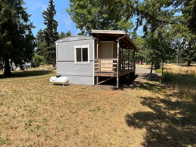 14628 Lawrence Lake Rd SE — Photo 16