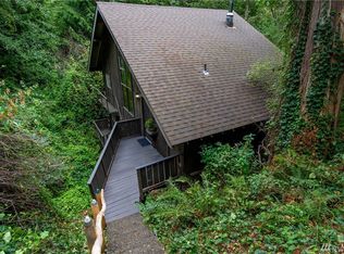 1266 NE 105th St, Seattle, WA 98125