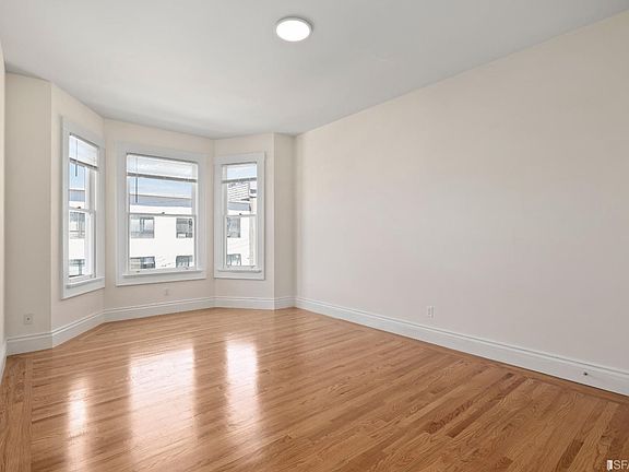 4th image of 1641 Washington St #9