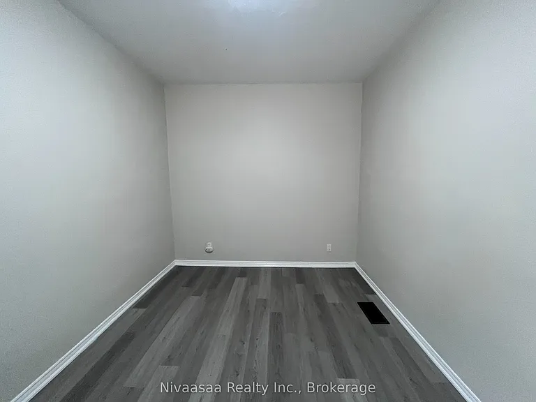 36 Pearl St — Photo 9