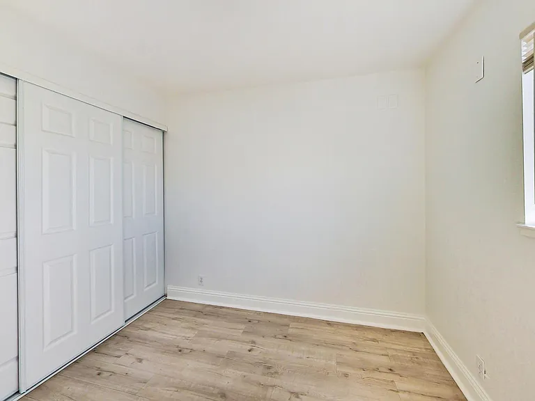 Fruitvale Haus — Photo 29