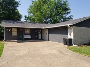 105 E Kent St, Broken Arrow, OK 74012