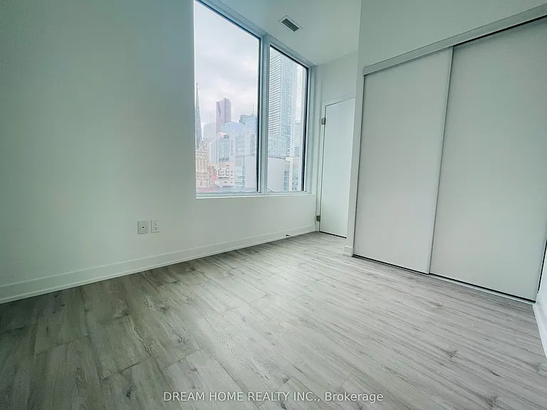252 Church St #811 — Photo 11
