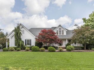 4889 Lakes Club Dr, Westerville, OH 43082