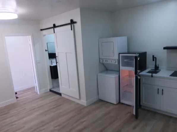 (undisclosed Address), Las Vegas, NV 89147