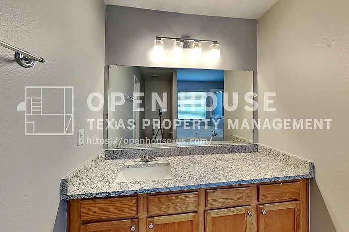 5800 Blue Ribbon Rd — Photo 10