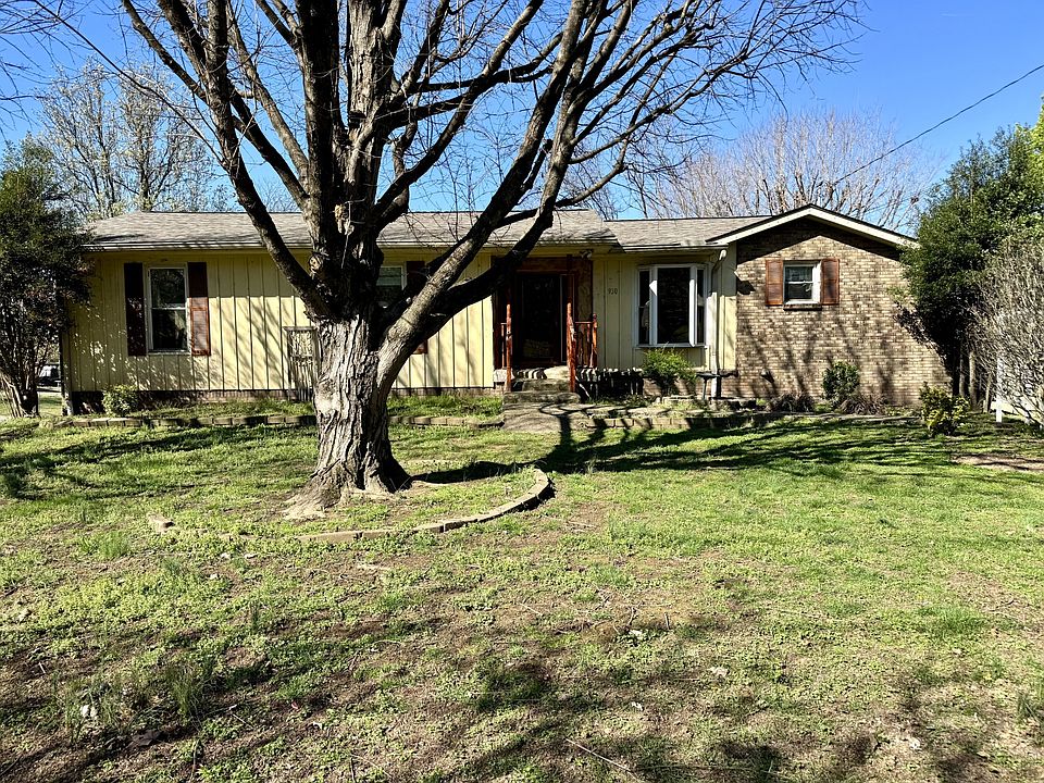 1st image of 930 Belvedere Dr
