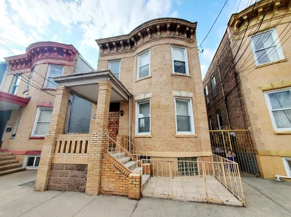 6031 Tyler Pl, West New York, NJ 07093