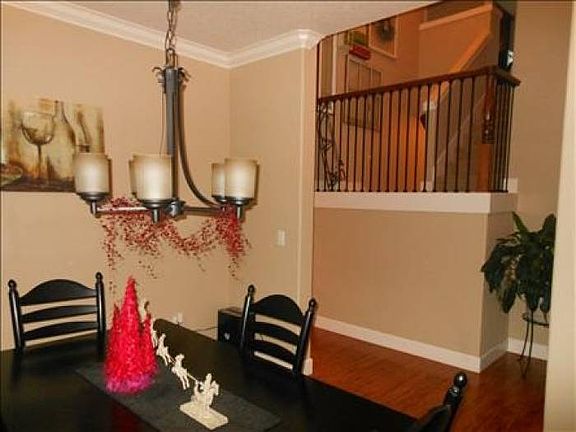 Formal Dining