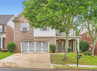 909 Pine Cove Dr, Lilburn, GA 30047