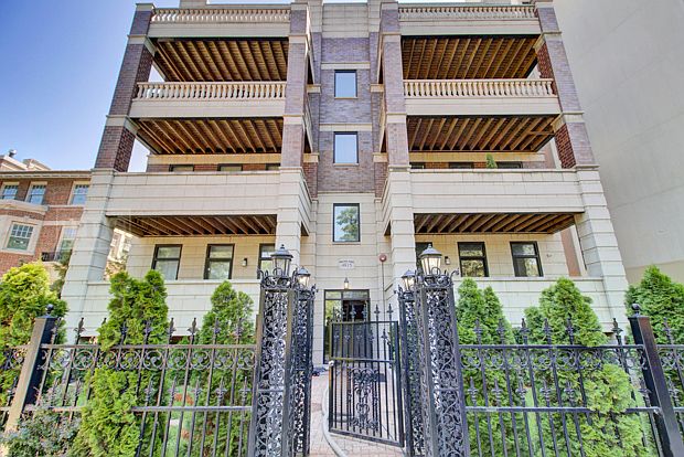 1st image of 4815 S Drexel Blvd Unit 3SE
