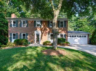 5208 Clinton Rd, Alexandria, VA 22312