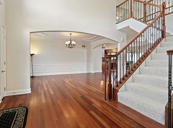 4th image of 10825 Scarlet Dr