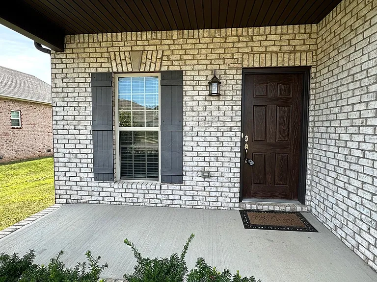 436 Lucy Cir — Photo 5