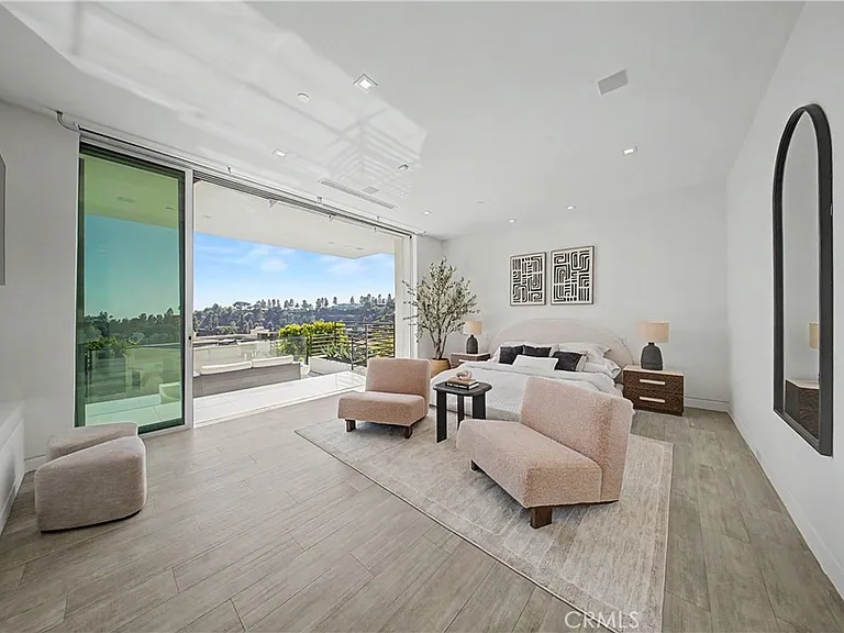 9459 Beverly Crest Dr — Photo 29