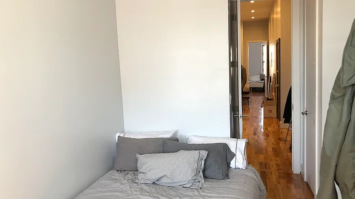 Rented by Nooklyn NYC LLC | media 14
