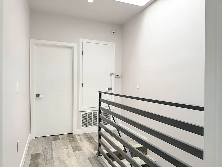 Case Townhomes — Photo 12