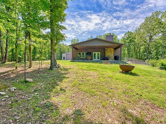 3rd image of 316 Stihl Rd