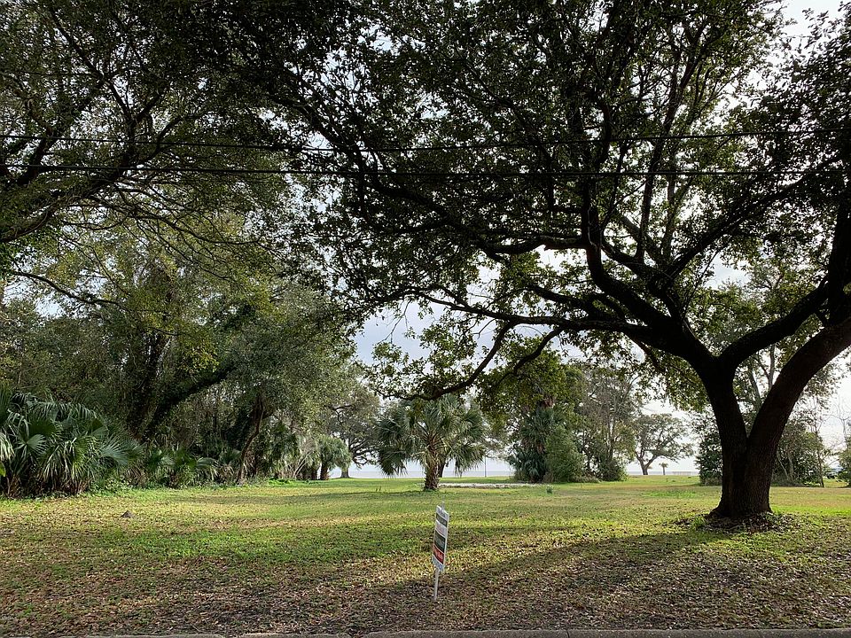 2nd image of 1609 Beach Blvd