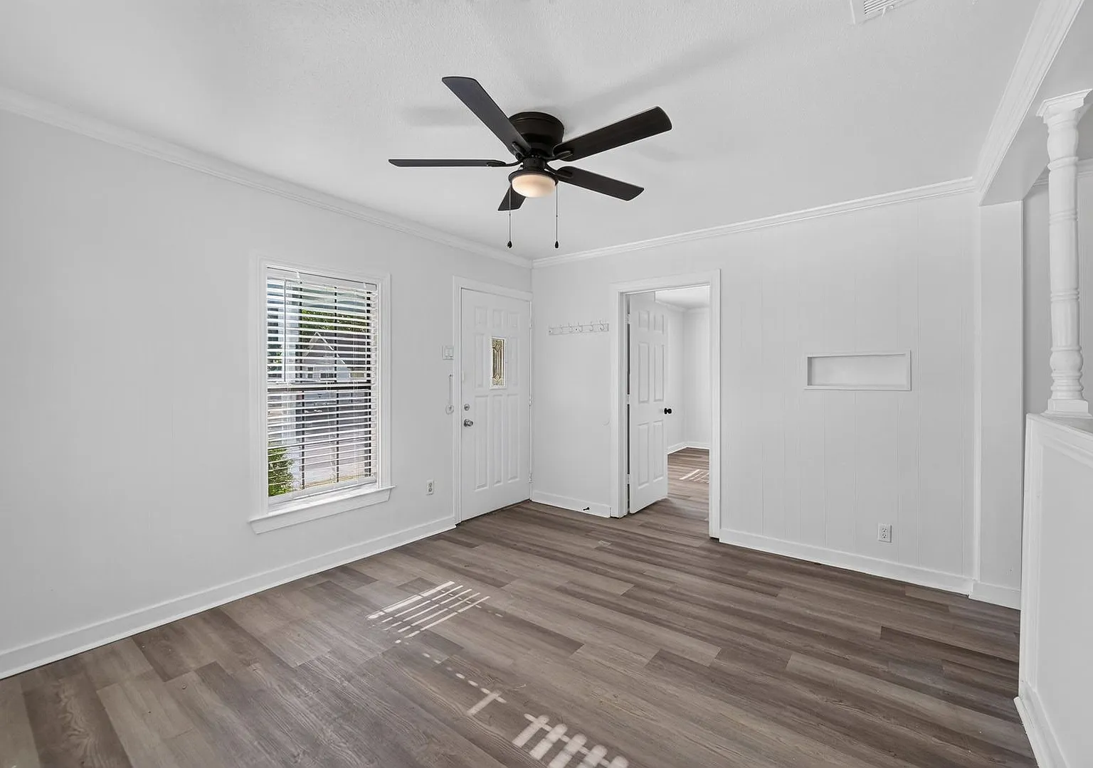 Cottage Like 1 Bedroom/1 Bathroom Home In McKinney! — Photo 3